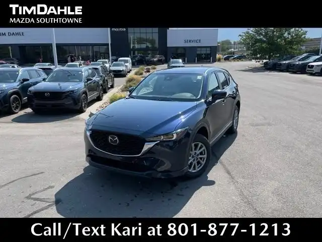 2025 Mazda CX-5 S Preferred package Auto AWD's photo