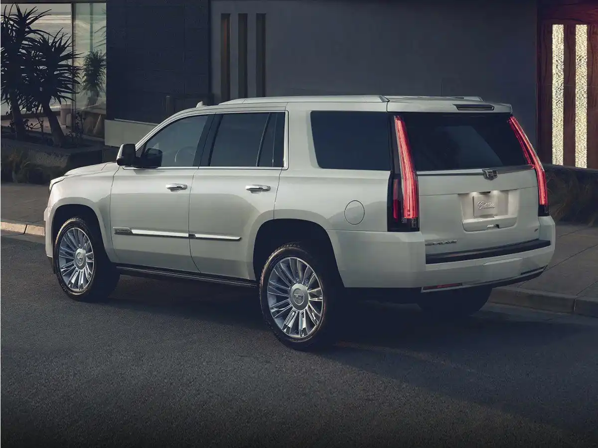 2019 Cadillac Escalade ESV 2WD Luxury's photo