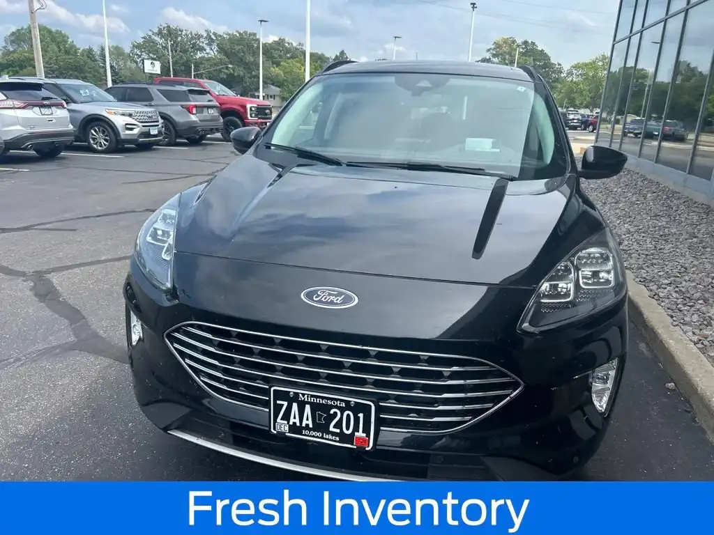 2021 Ford Escape Titanium AWD's photo