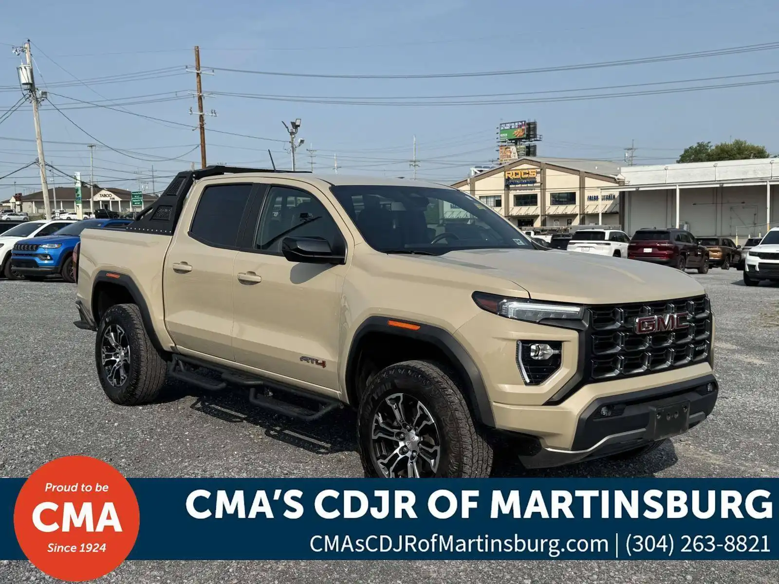 2023 GMC Canyon 4WD AT4 Crew Cab Short Box's photo