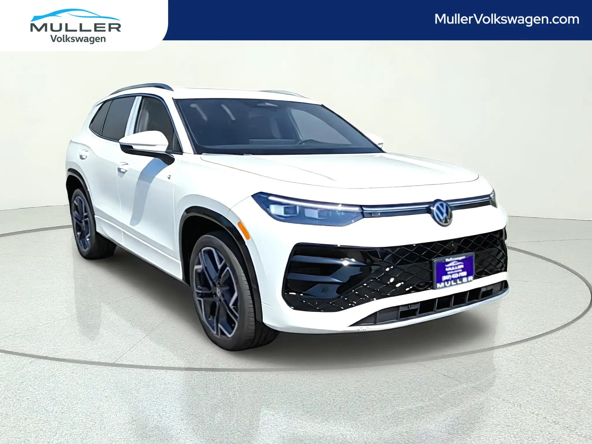 2026 Volkswagen Tiguan 2.0T SEL R-Line Turbo 4Motion's photo