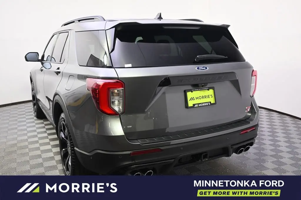 2022 Ford Explorer ST 4WD photo 4