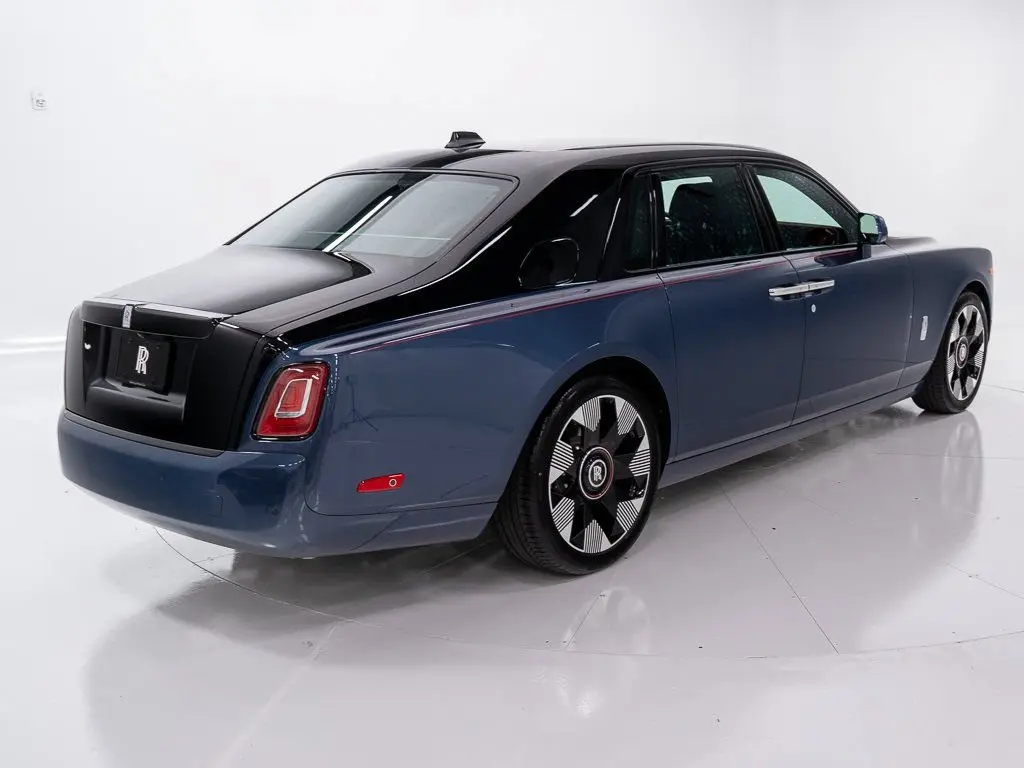 2026 Rolls-Royce Phantom Base photo 5