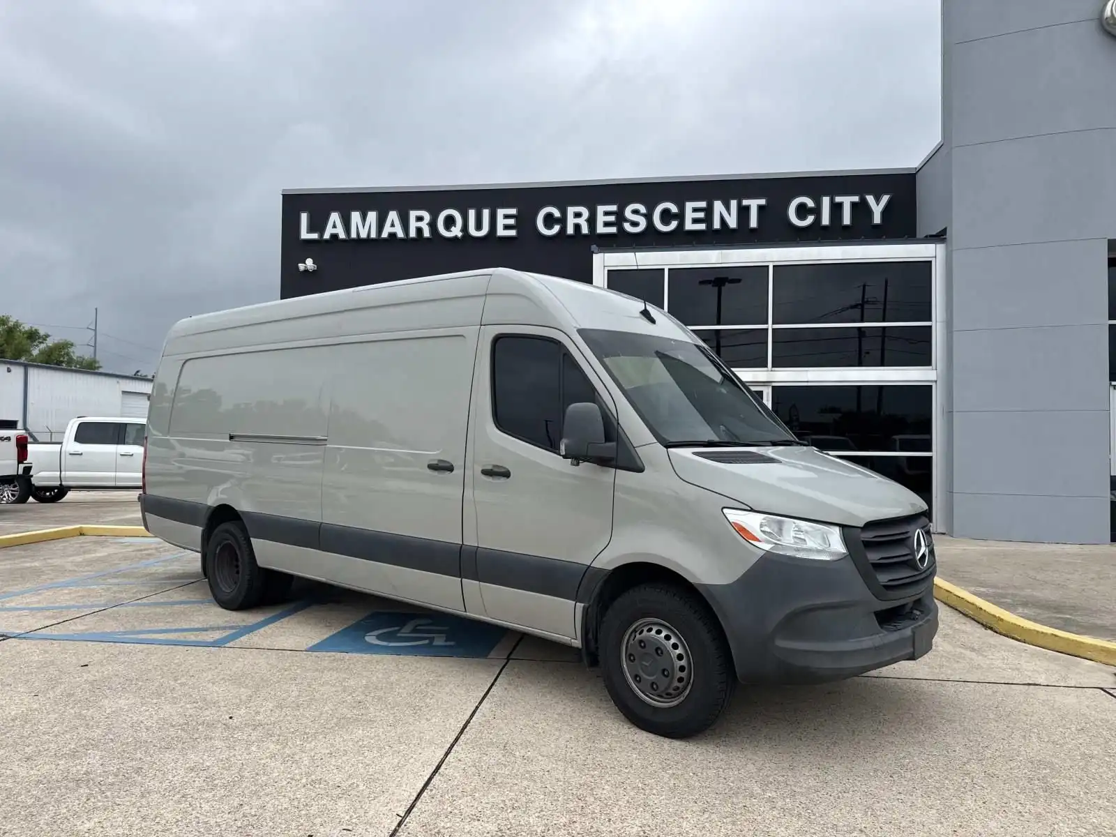 2023 Mercedes-Benz Sprinter 3500 170 Ext WB HO High Roof's photo