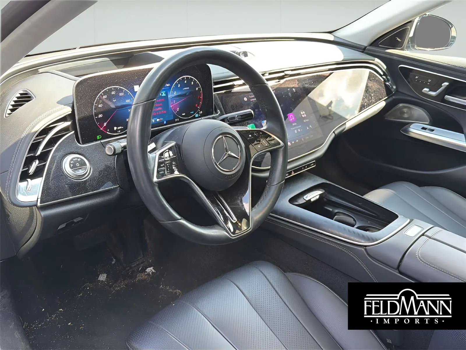 2025 Mercedes-Benz E-Class E350 4MATIC photo 4
