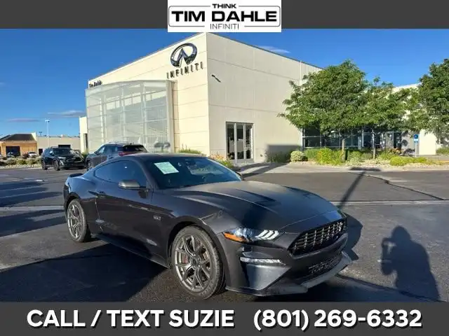 2022 Ford Mustang EcoBoost Coupe Premium's photo
