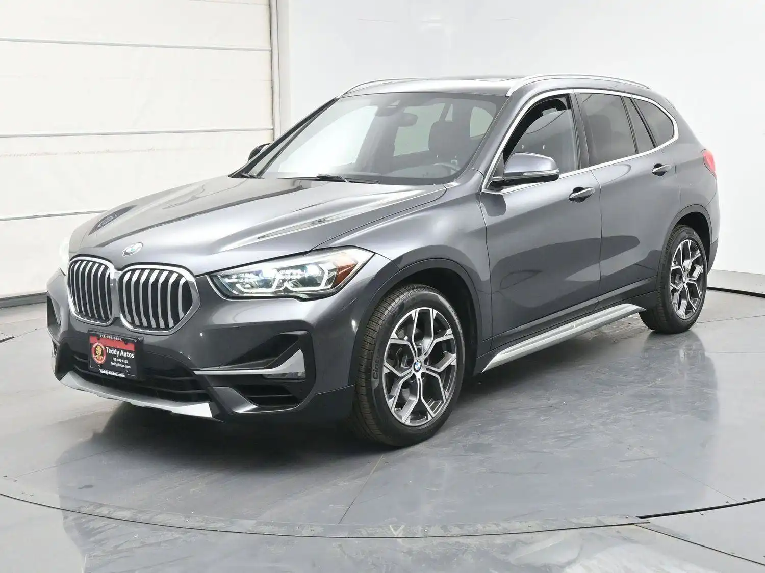 2020 BMW X1 xDrive28i's photo