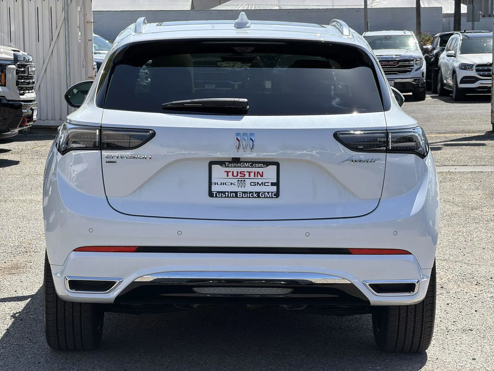 2026 Buick Envision Avenir AWD photo 5