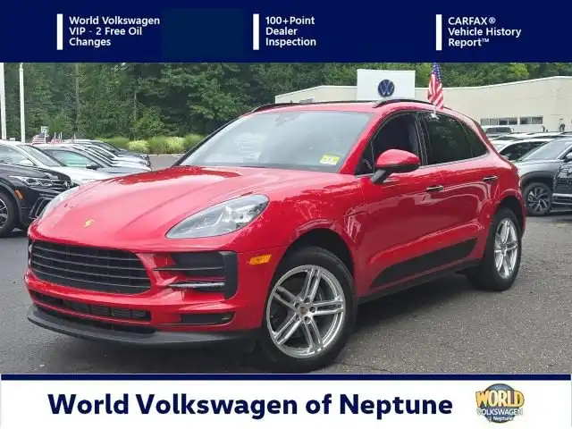 2020 Porsche Macan Base's photo