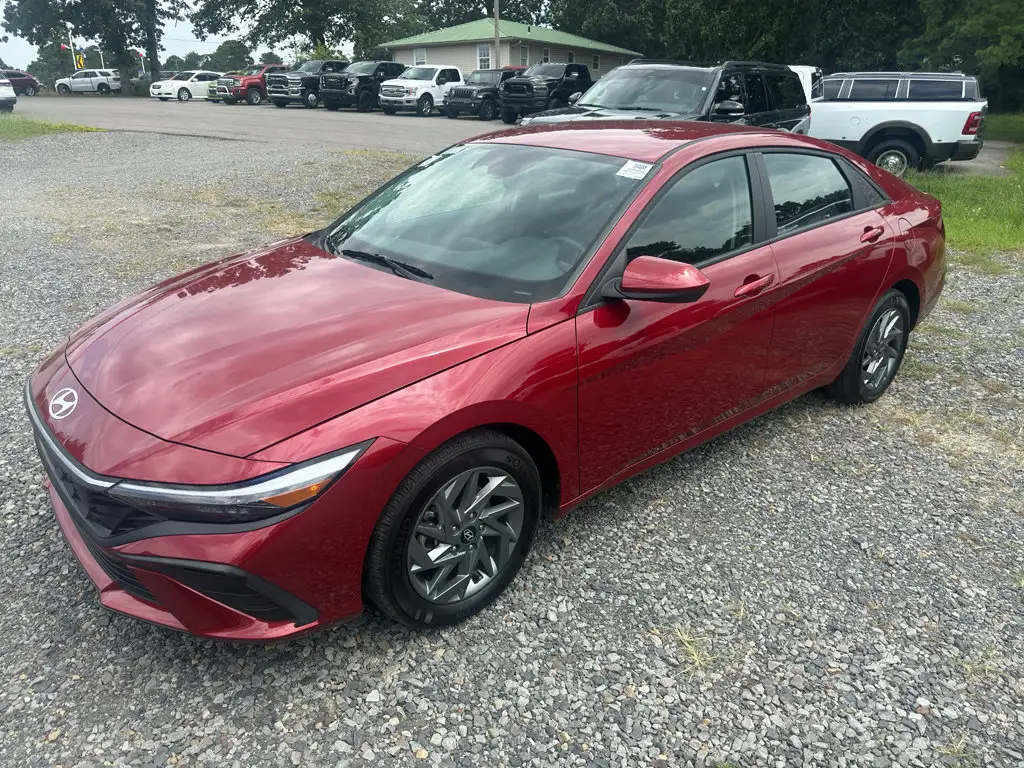 2024 Hyundai Elantra 2.0 SEL IVT's photo