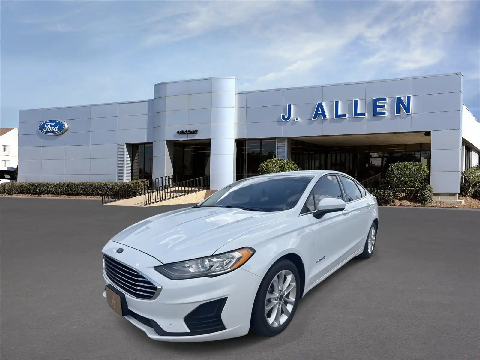 2019 Ford Fusion SE's photo