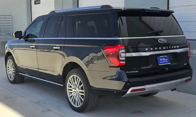 2024 Ford Expedition Platinum photo 3