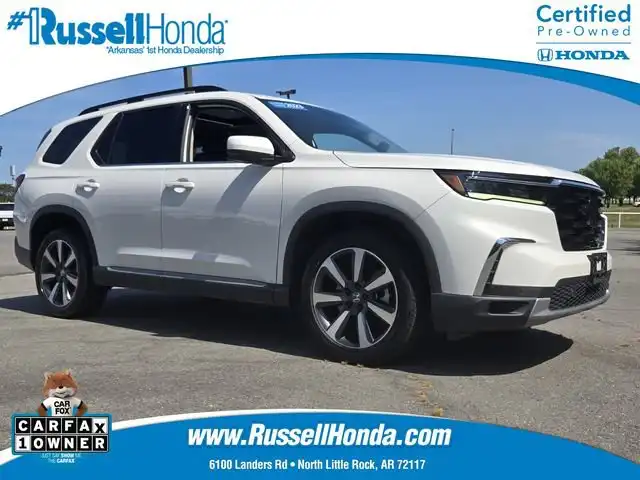 2023 Honda Pilot Touring AWD's photo