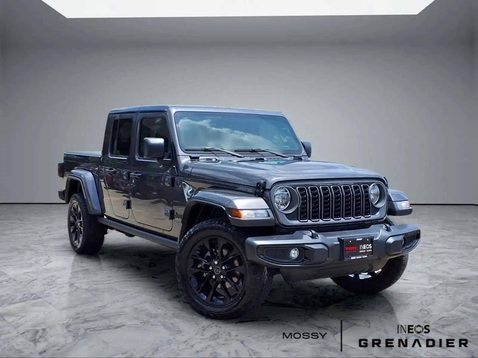2025 Jeep Gladiator Nighthawk Auto's photo