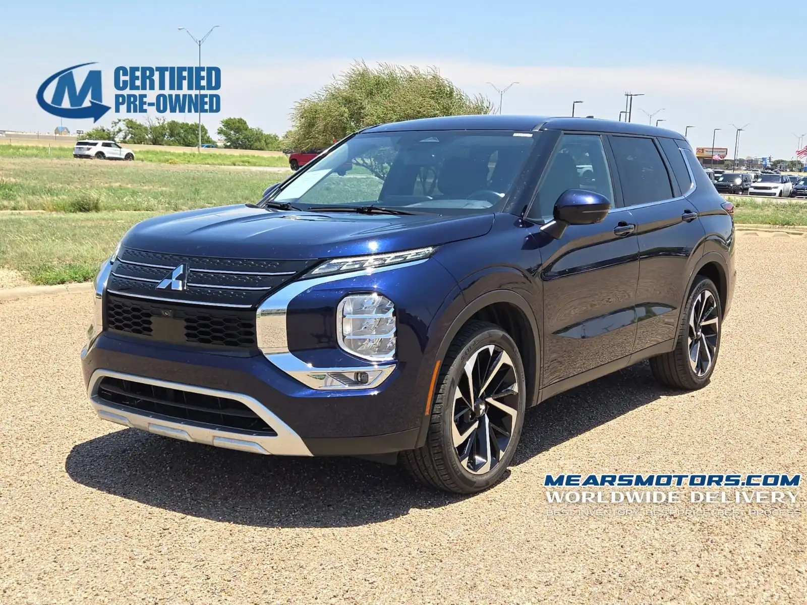2024 Mitsubishi Outlander SE FWD's photo