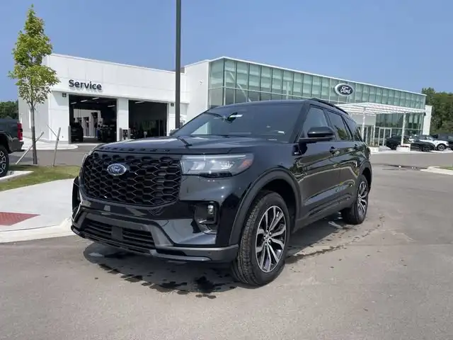2026 Ford Explorer ST-LINE 4WD's photo