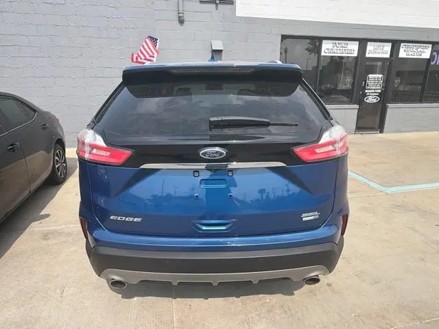 2020 Ford Edge SEL AWD photo 5