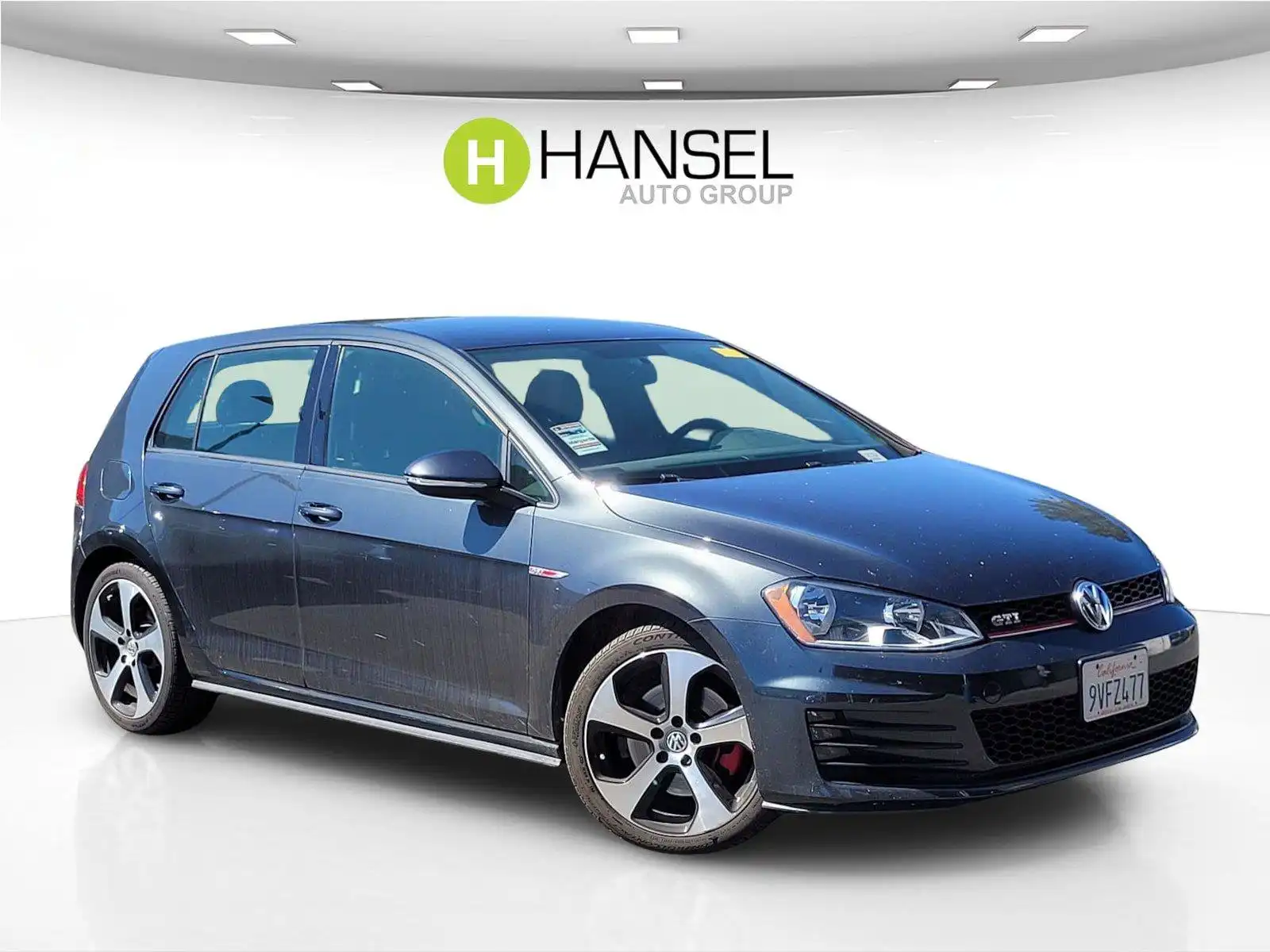 2017 Volkswagen Golf GTI 2.0T S 4-Door's photo