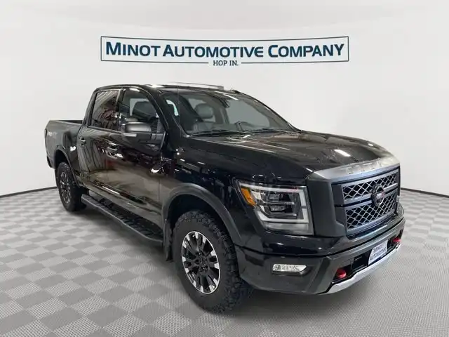 2021 Nissan Titan PRO-4X 4X4 Crew Cab's photo