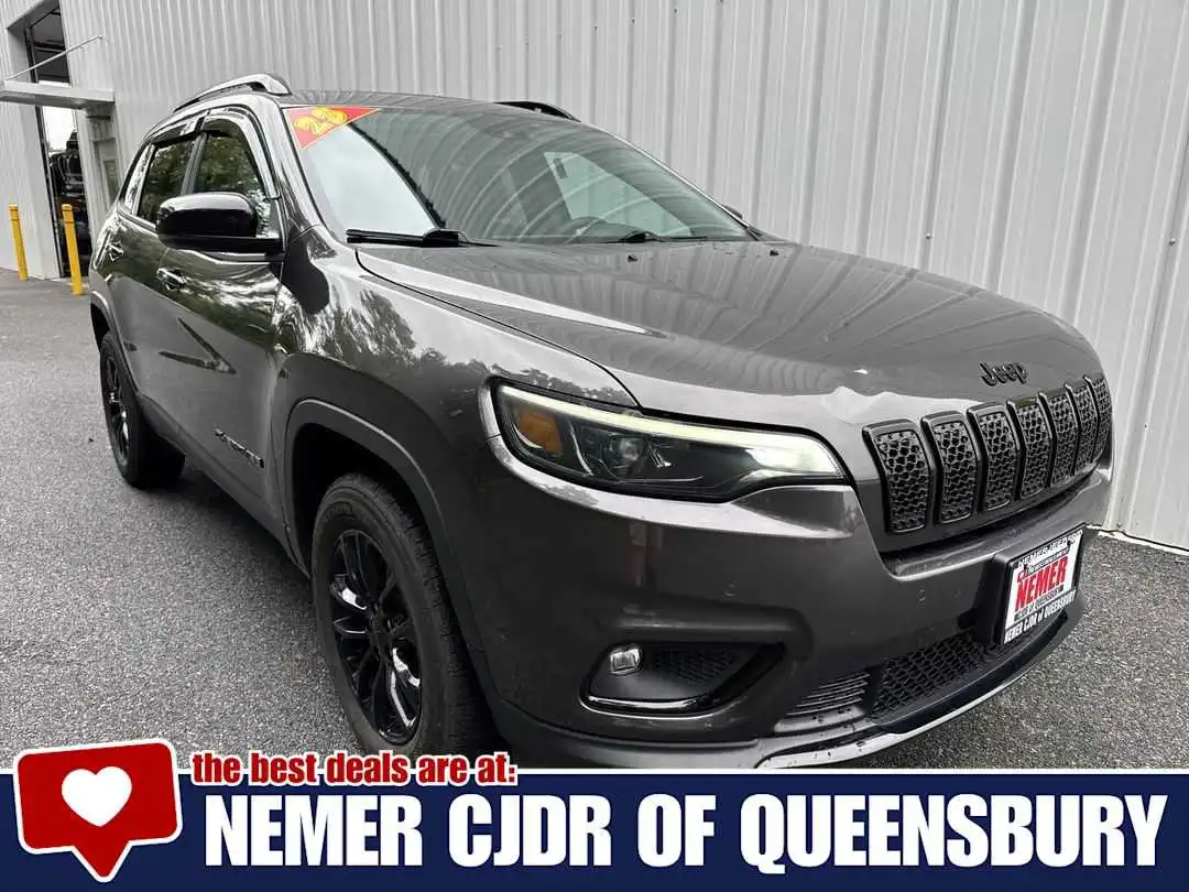 2023 Jeep Cherokee Altitude Lux 4WD's photo