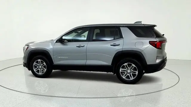 2025 GMC Terrain Elevation AWD photo 4