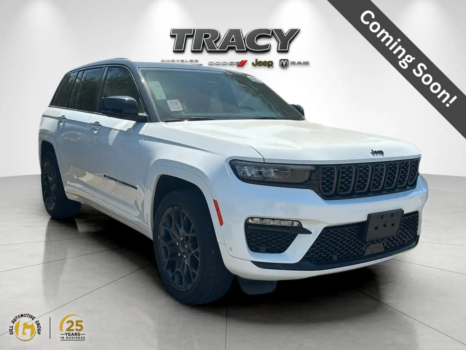 2025 Jeep Grand Cherokee Summit 4x4's photo