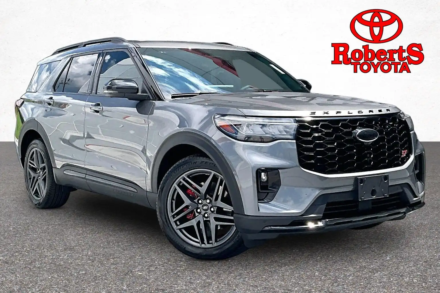 2025 Ford Explorer ST 4WD (PL535)'s photo