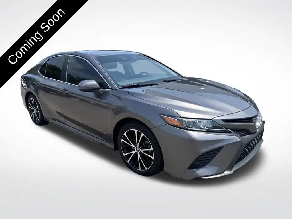2020 Toyota Camry 2.5 Auto SE's photo
