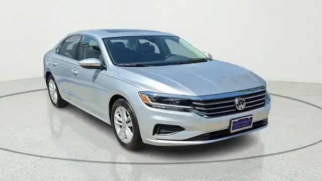 2020 Volkswagen Passat 2.0T SE Auto's photo