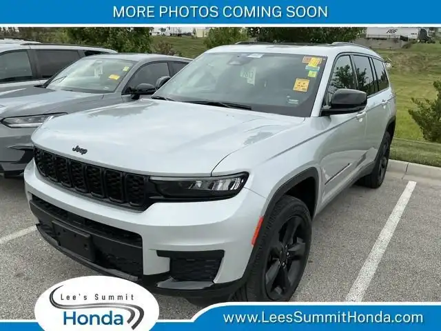 2023 Jeep Grand Cherokee L Altitude 4x4's photo