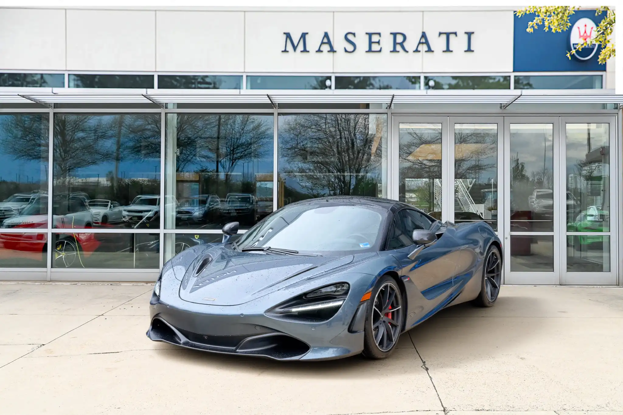 2018 McLaren 720S Luxury's photo