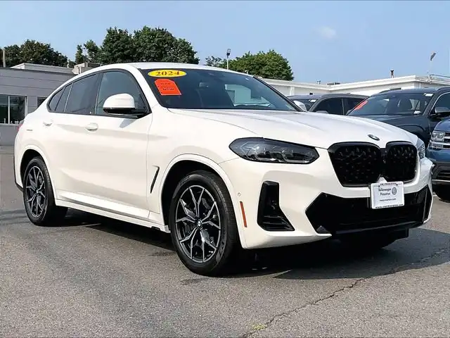 2024 BMW X4 xDrive30i's photo