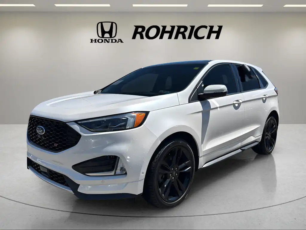 2019 Ford Edge ST AWD's photo