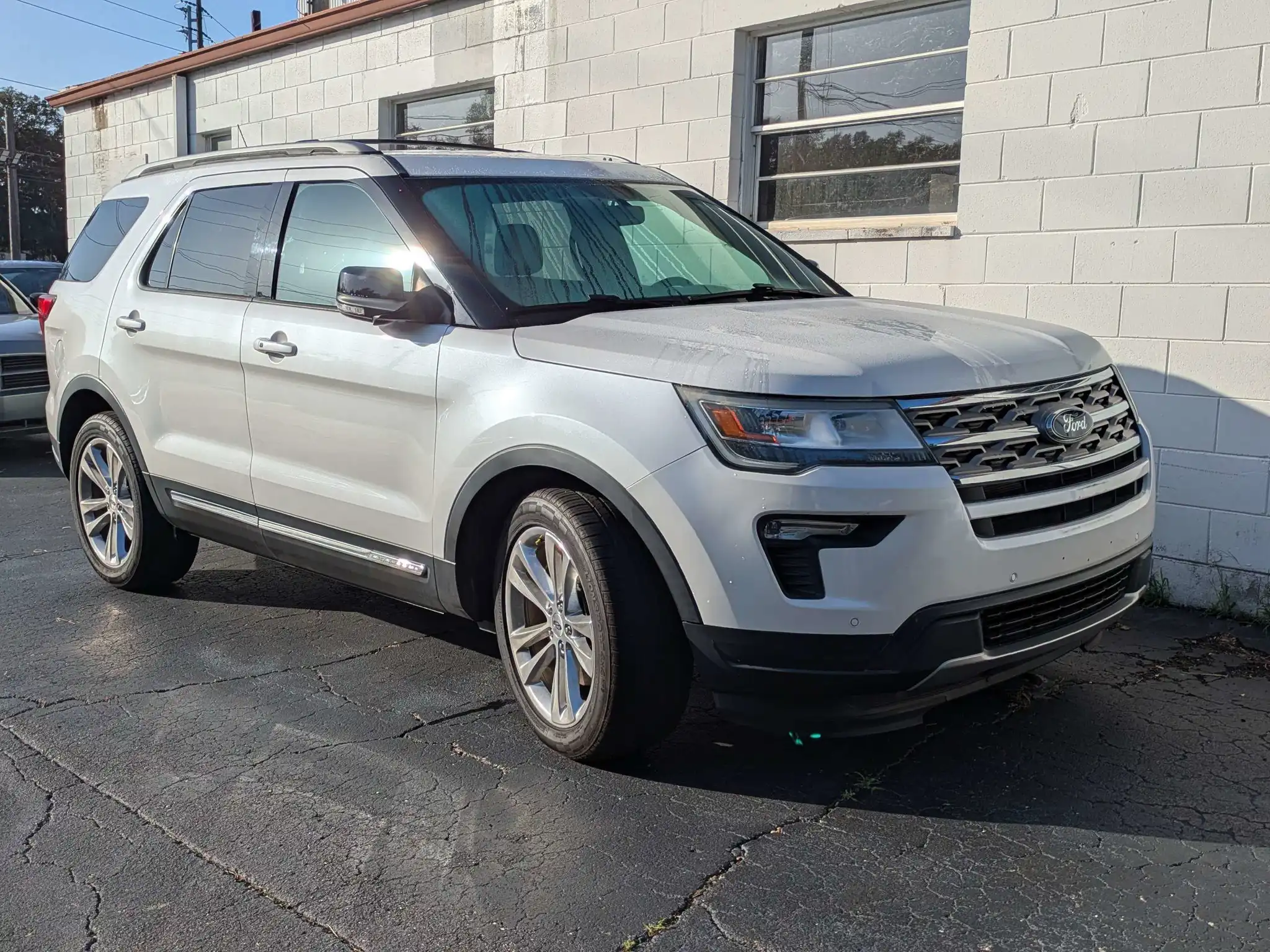 2018 Ford Explorer XLT FWD's photo