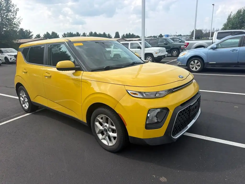 2020 Kia Soul 2.0L S IVT's photo