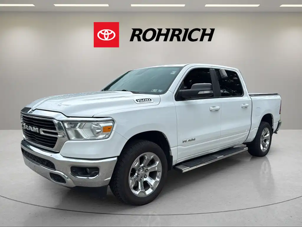 2021 RAM 1500 Big Horn/Lone Star 4x4 Crew Cab 5'7's photo