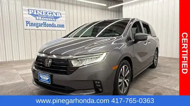 2023 Honda Odyssey Touring's photo