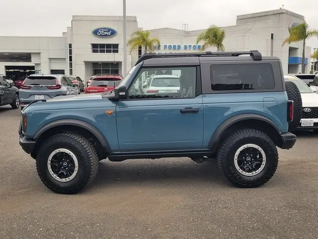 2021 Ford Bronco Badlands 4x4 photo 4