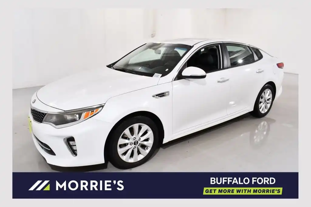 2018 Kia Optima S AT's photo