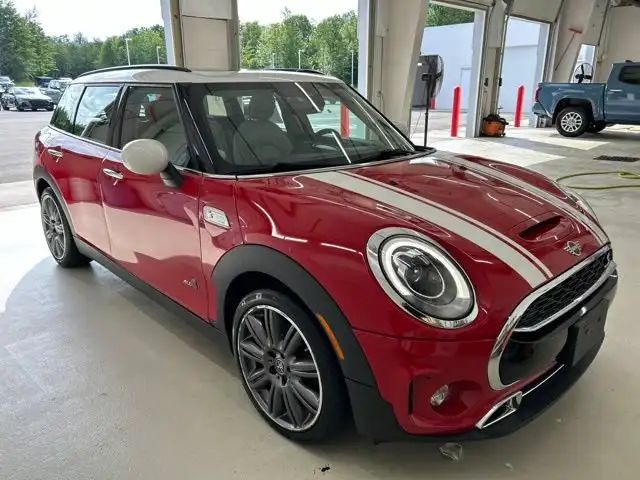 2019 MINI Clubman Cooper S ALL4 Iconic's photo