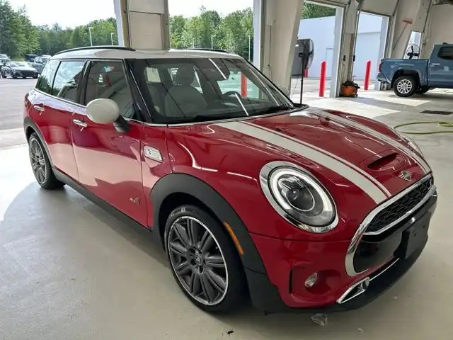 2019 MINI Clubman Cooper S ALL4 Iconic's photo