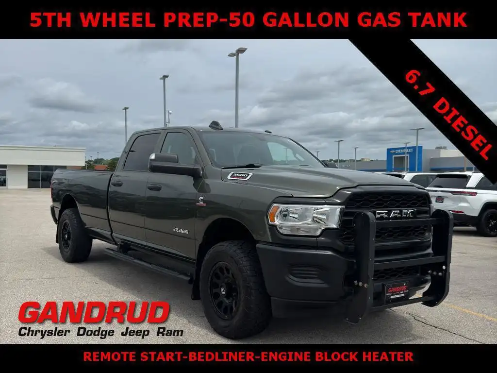 2022 RAM 3500 Tradesman 4X4 Crew Cab LWB's photo