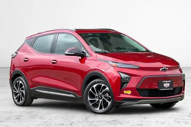 2022 Chevrolet Bolt EUV Premier's photo