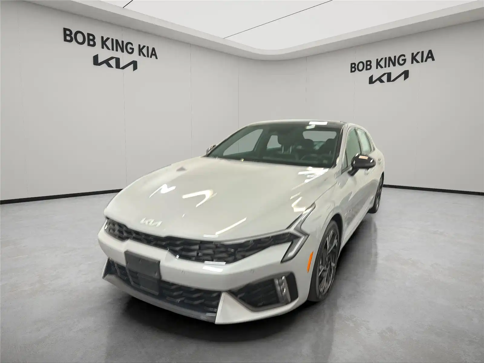 2025 Kia Optima GT-Line AWD's photo