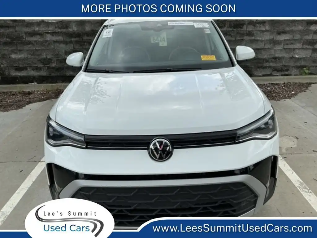 2025 Volkswagen Taos 1.5T SE 4Motion's photo