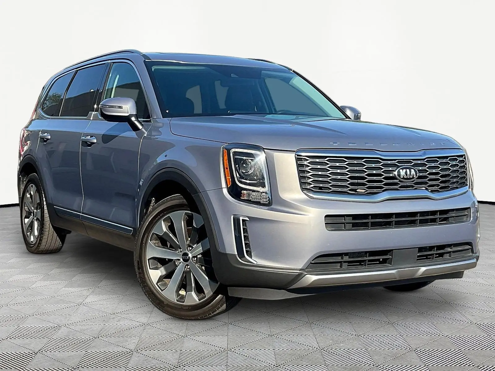 2021 Kia Telluride S AWD photo 3