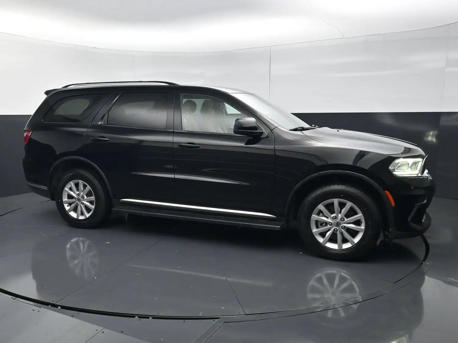 2021 Dodge Durango SXT AWD Plus's photo