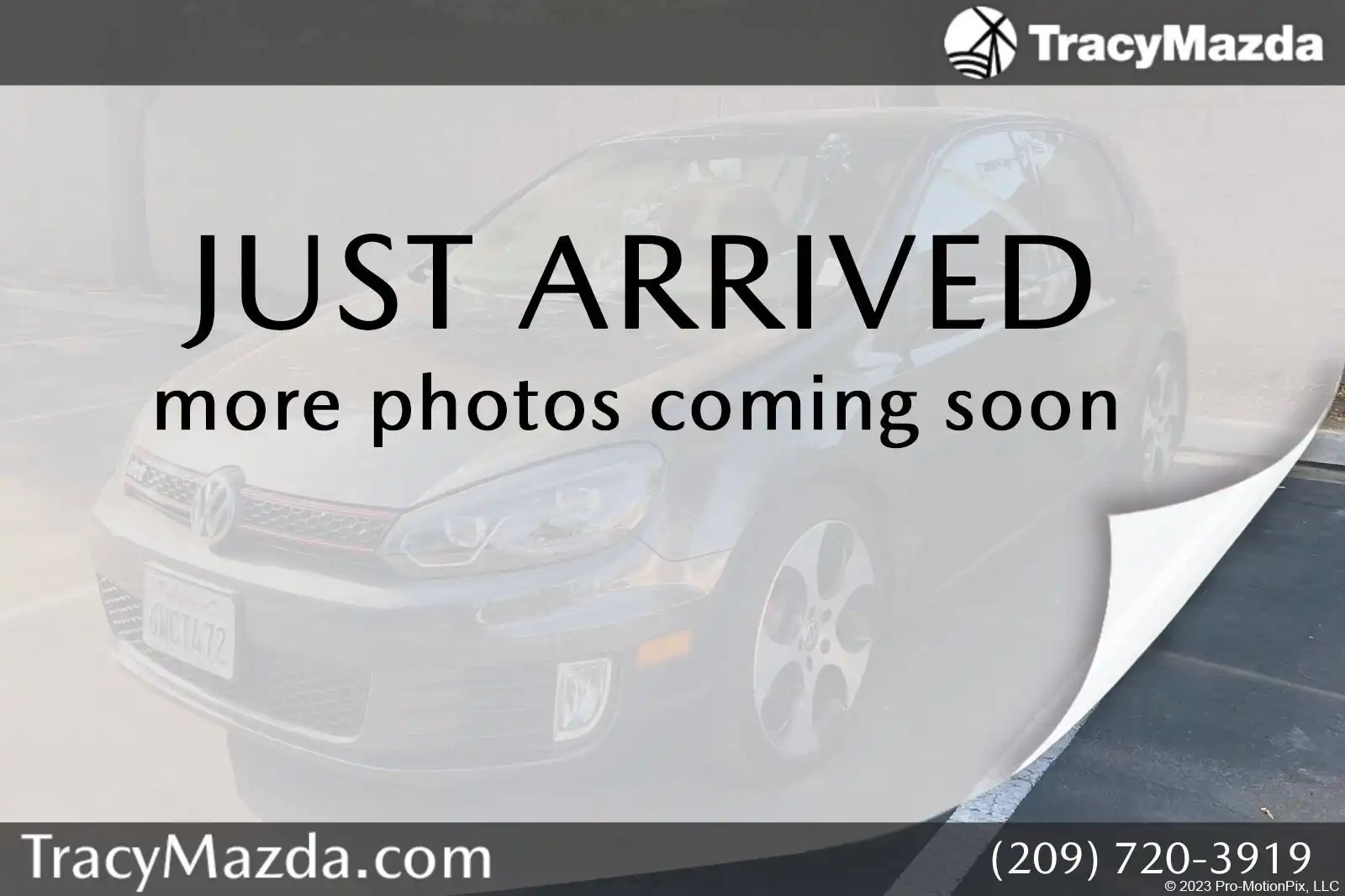 2012 Volkswagen Golf GTI 4-door's photo