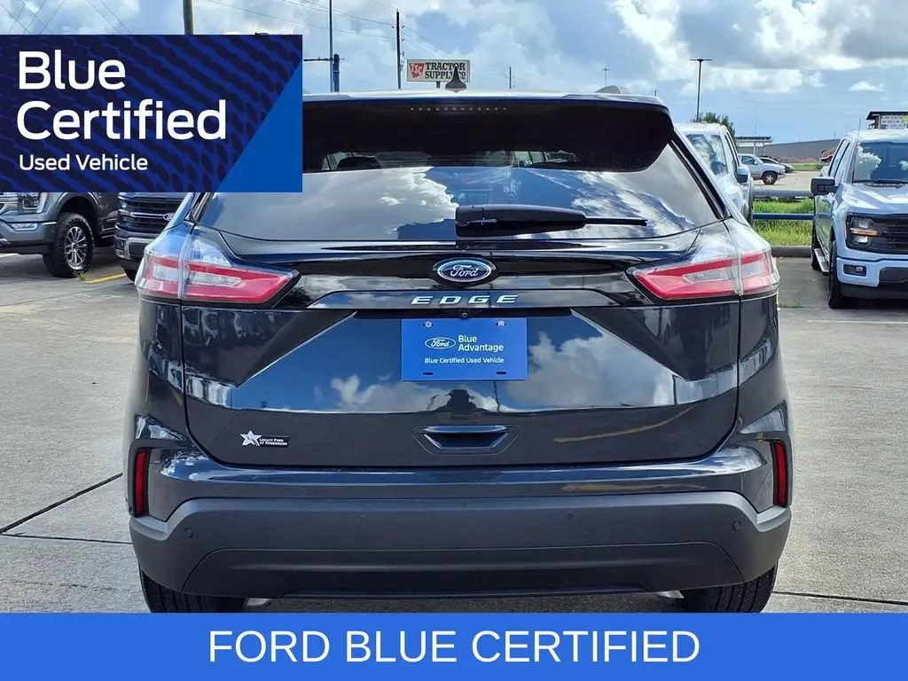 2021 Ford Edge SE photo 5
