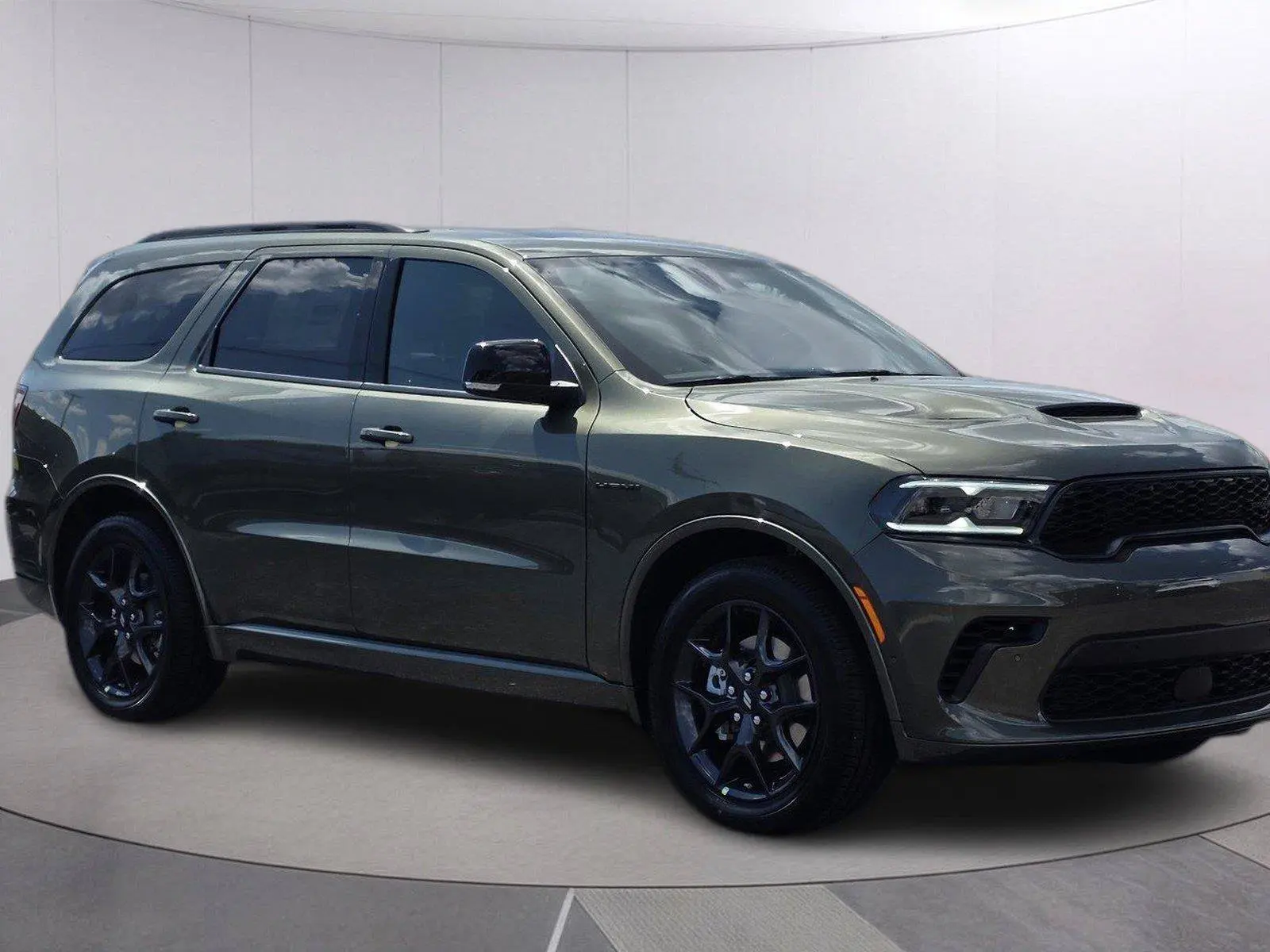 2027 Dodge Durango HEMI V8 GT AWD Plus photo 3
